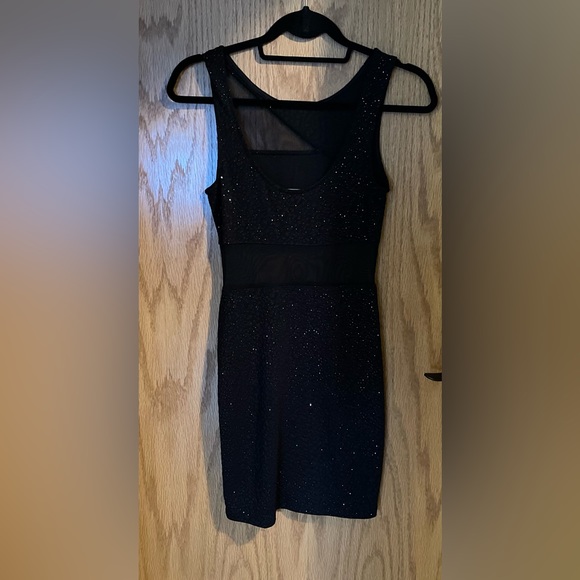 Forever 21 black dress - Picture 3 of 10